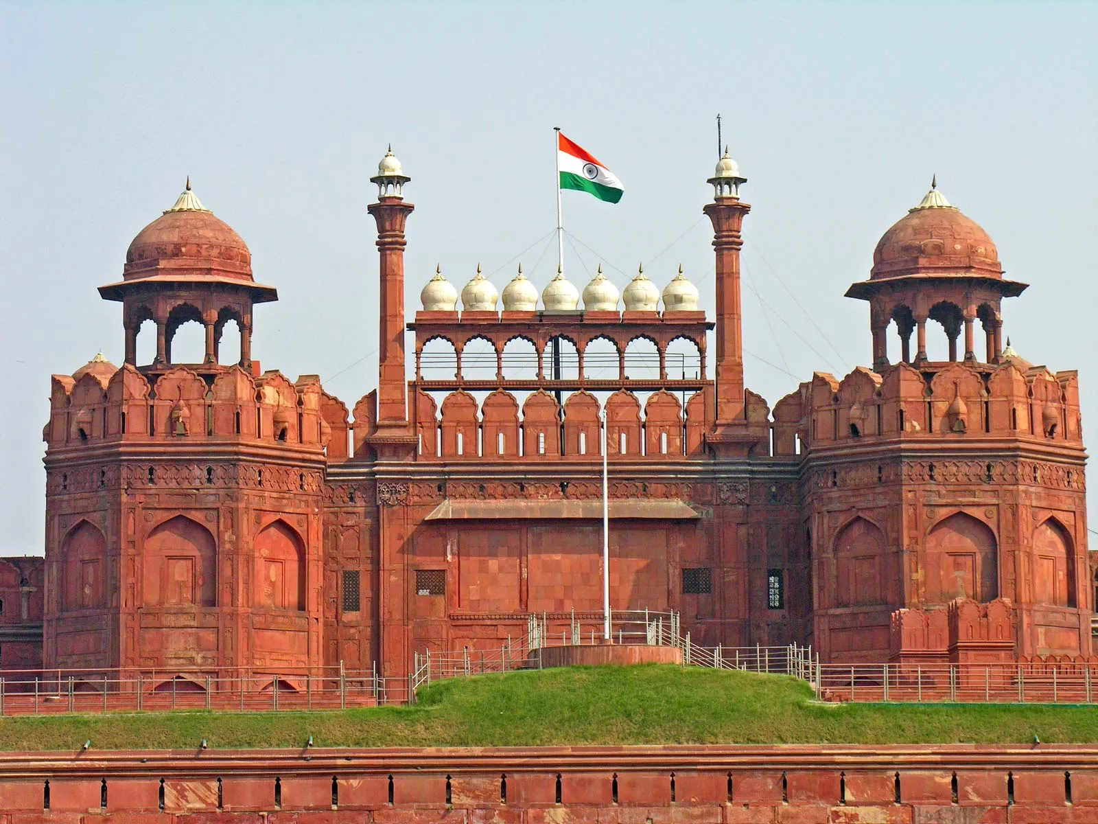 Delhi Day Tours: Explore India’s Capital in a Day