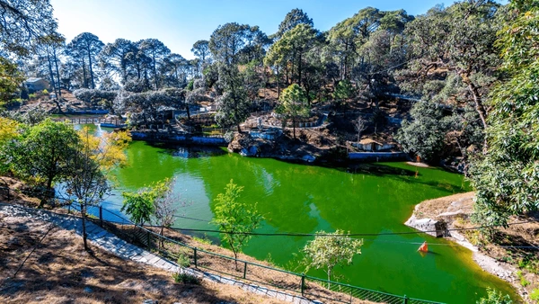 Lansdowne: Peaceful Hill Station in Uttarakhand